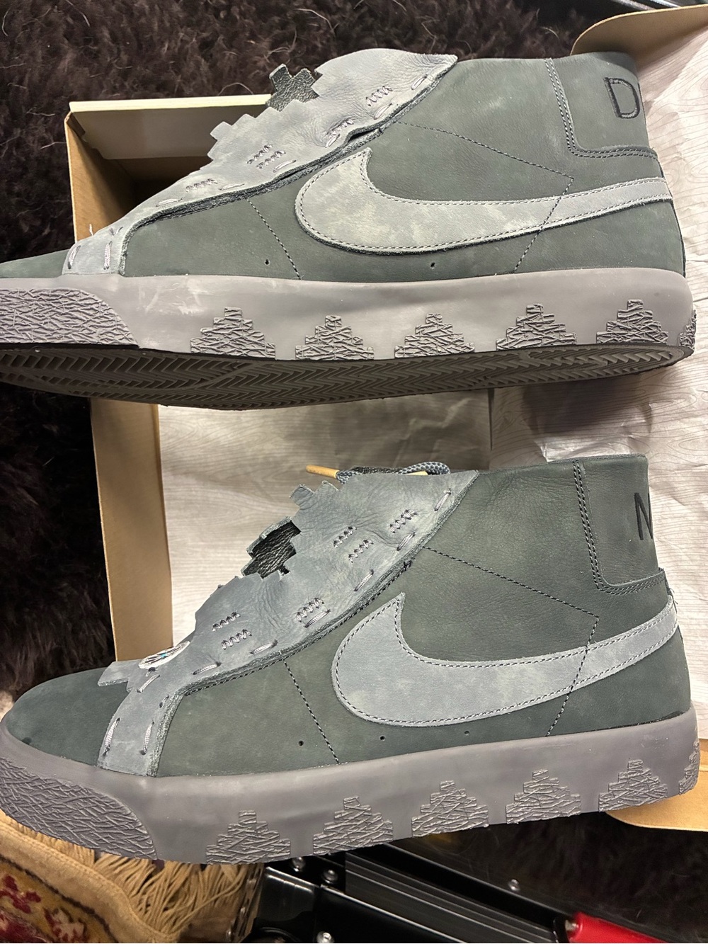 Nike SB - Zoom Blazer MID QS - FQ0792-001 Grey